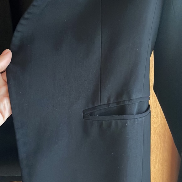 Theory size 4 black blazer - Picture 3 of 5